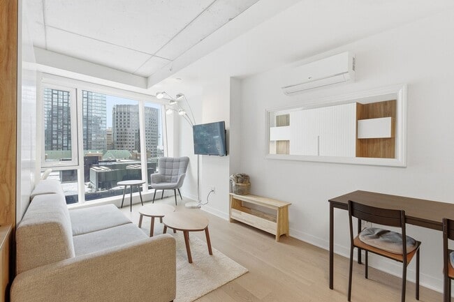 Building Photo - 360 Rue Mayor Unit 1206