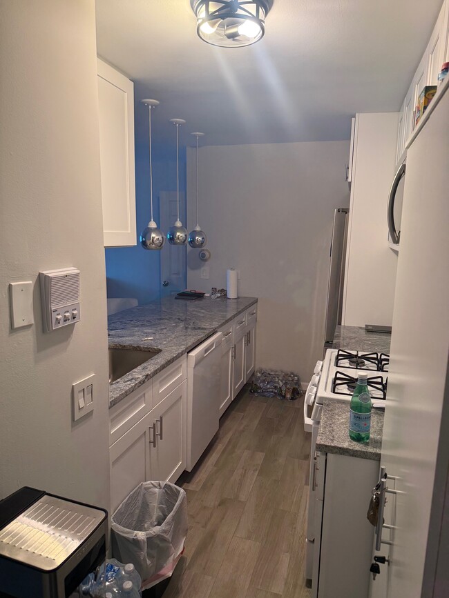 Photo - 1195 N Boxwood Dr Unit 103