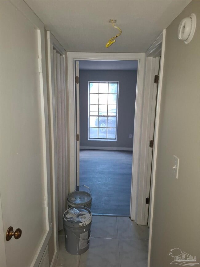 Building Photo - 600 Scenic Hwy Unit 111