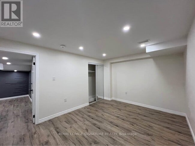Photo - 60 Lofthouse Dr