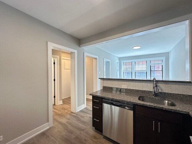 Photo - 4410 N Wolcott Ave Unit J07P