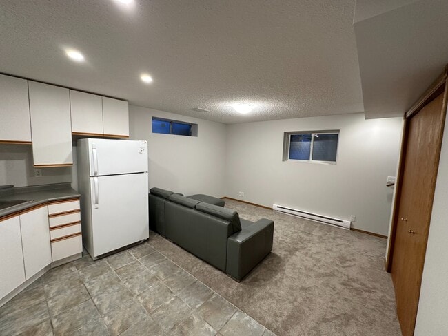 Photo - Cozy & Private 1-Bedroom Basement Suite in Bridlewood Crescent - Pet Friendly!
