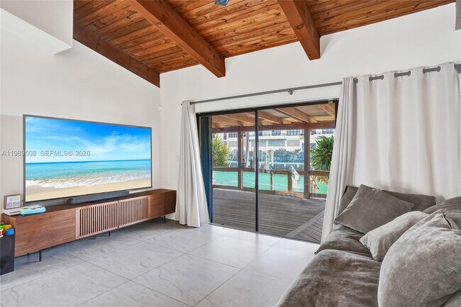 Photo - 2619 Parkview Dr S