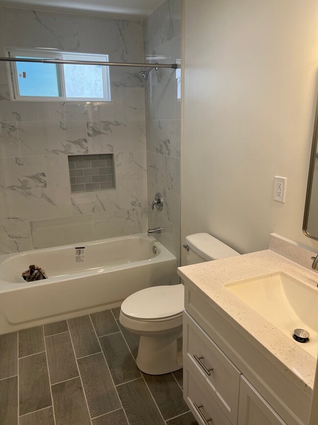 905 Mariposa St Unit A