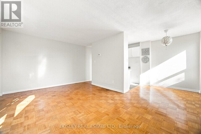 85 Lawton Blvd Unit 409