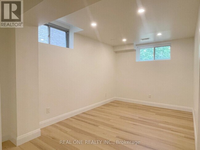 Photo - 67 Burley Ln