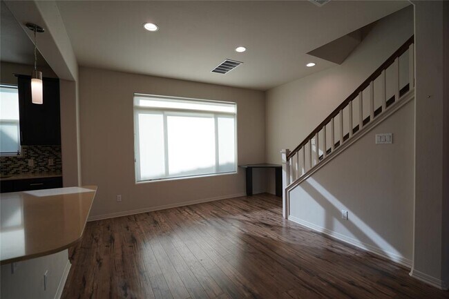 Photo - 124 Cumberland Rd Unidad 201