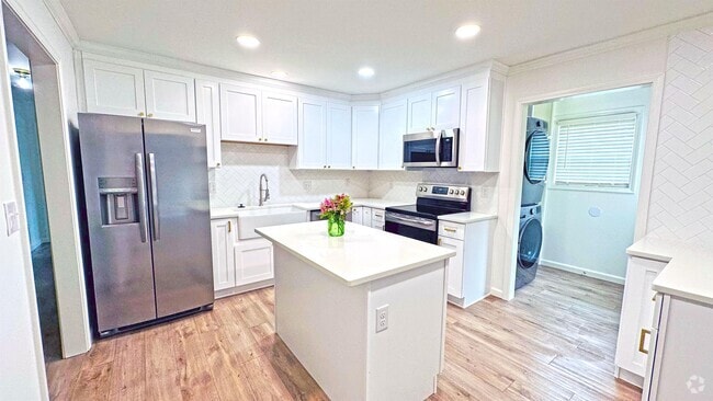 Building Photo - 108 Blacks Dr Rental