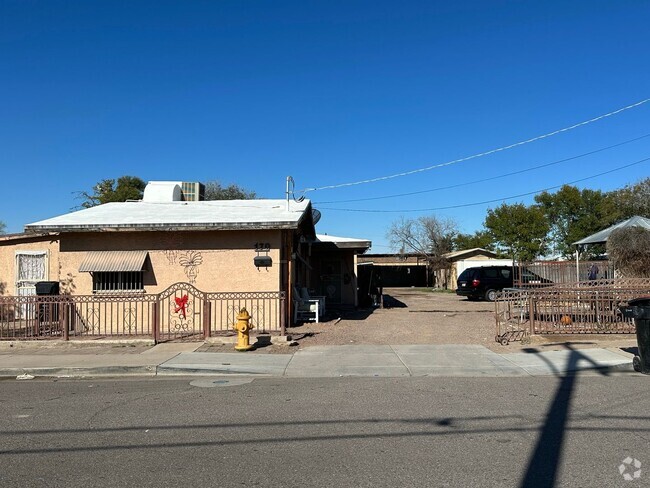Building Photo - 170 E Morelos St Unit #3 Rental