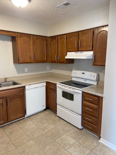 Photo - 1046 E Huntington Cir