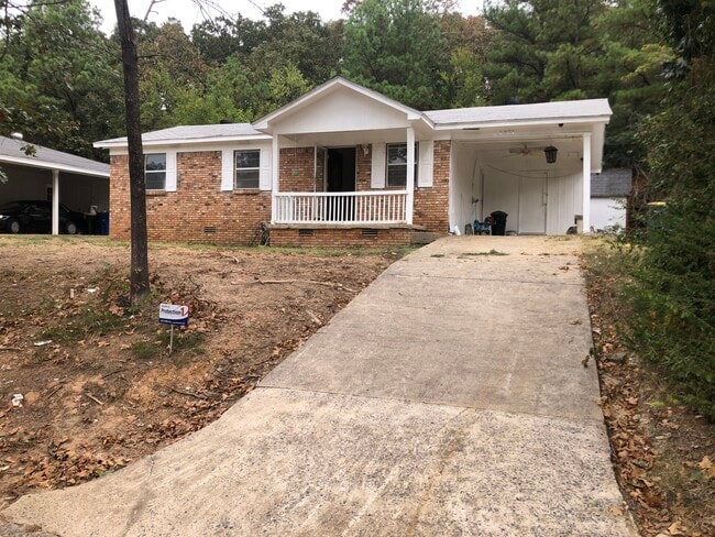 Photo - 1321 W 57th St House