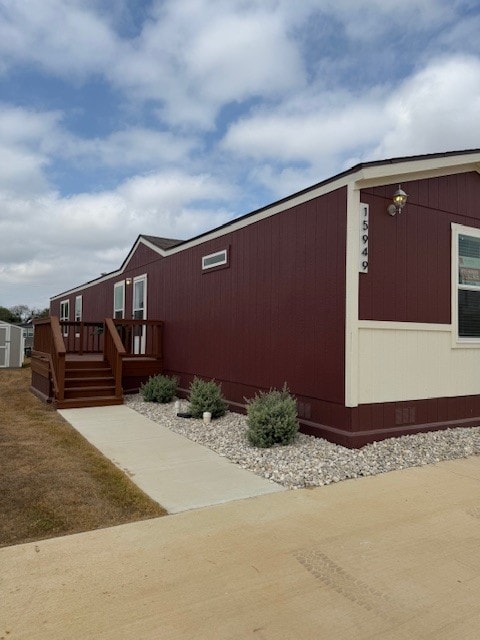 Building Photo - 15949 S Flores Rd