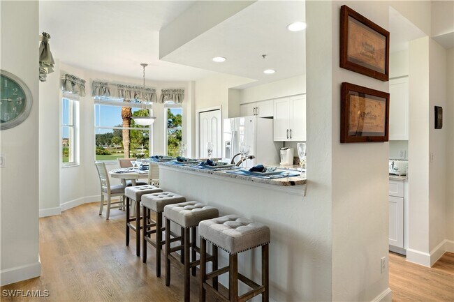 Photo - 9450 Highland Woods Blvd