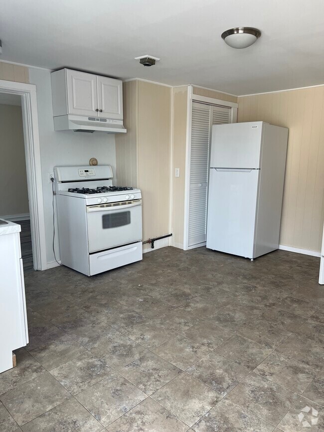 Building Photo - 50 Pierce St Unit Apt. C