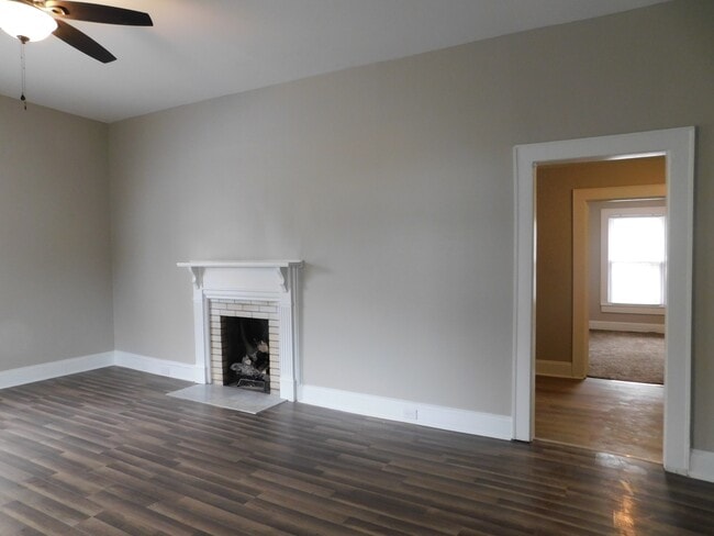 Photo - 85 Crowell Dr NW