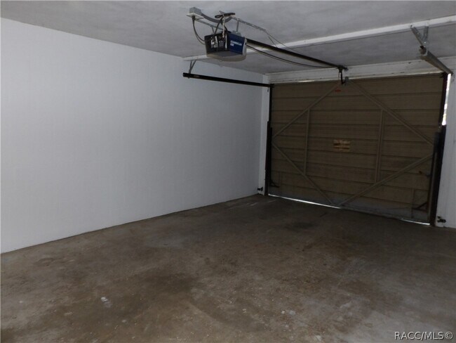 Photo - 3 S Davis St