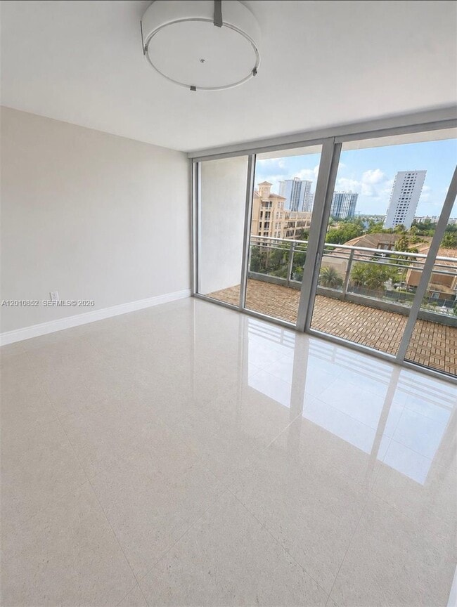 Photo - 2950 NE 188th St Unit 406