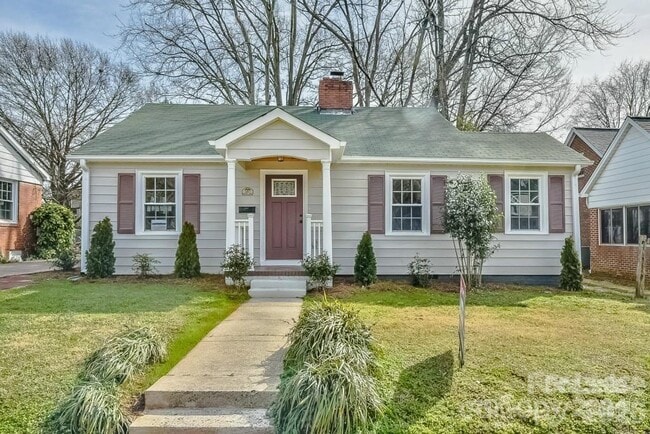 Building Photo - 2117 Scott Ave