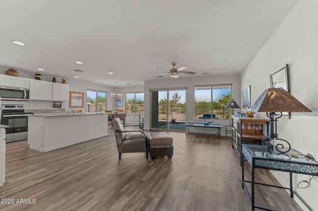 Photo - 18 W Monte Cristo Dr