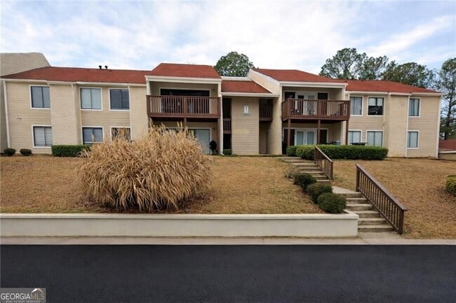 Building Photo - 3575 Oakvale Rd Unit 420