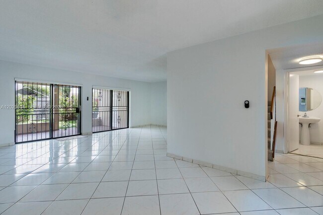 Photo - 3804 SW 79th Ave