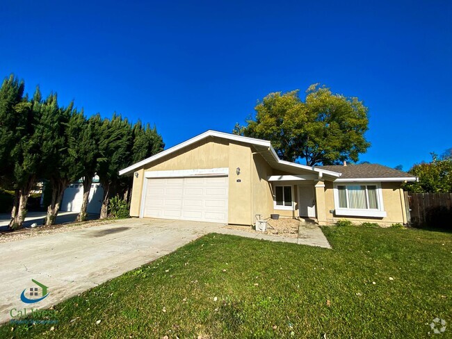 Building Photo - $4095 - 3 Bed/2 Bath Home on a Cul-de-sac ...