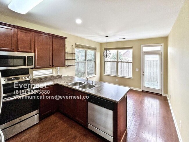 Photo - 559 Griffin Cir