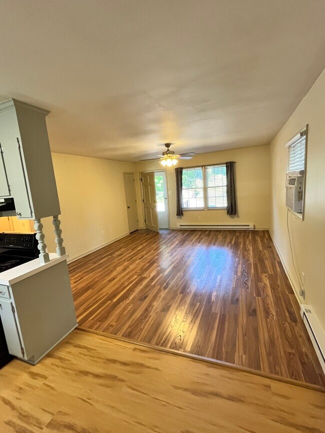Photo - 1020B Fisher Faith St Unidad 1020B Fisher Faith St, Salisbury