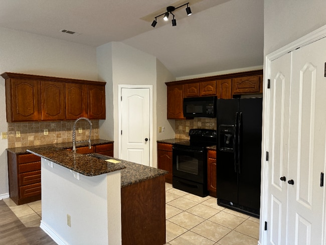 Photo - 3120 Lippizan St