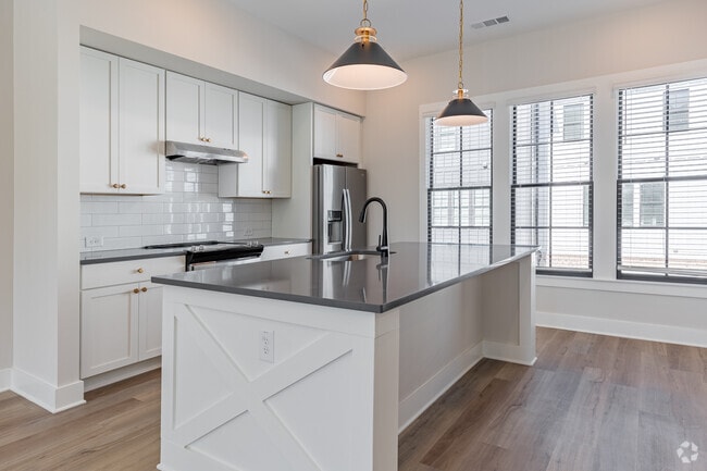 2BR, 2.5BA - 1,337SF - Kitchen