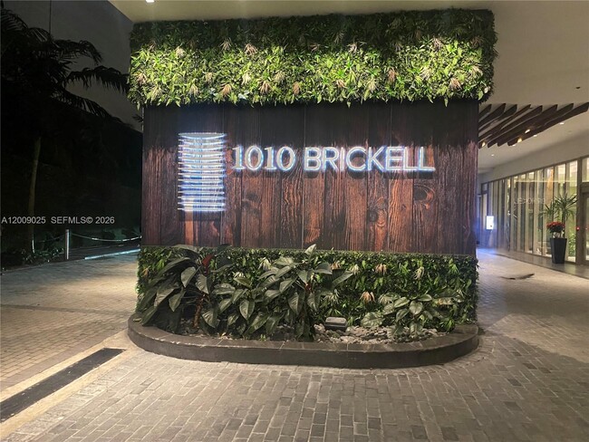 1010 Brickell Ave Unidad 2910