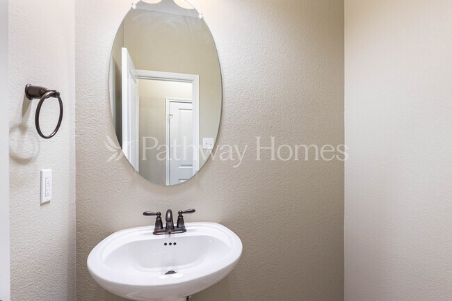 Photo - 119 Highwood Ave