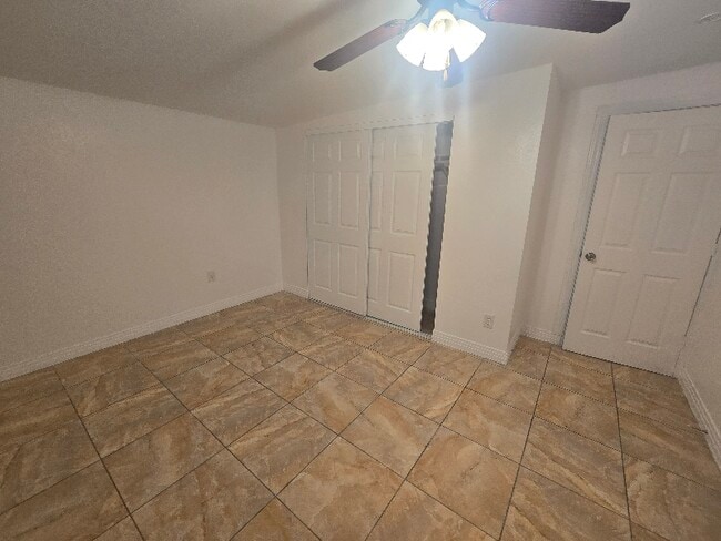Photo - 4743 N 54th Ave Unidad #1