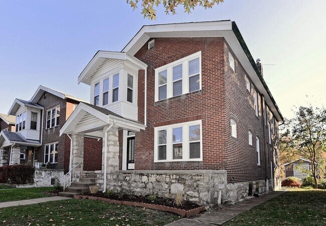 Photo - 5332 Bancroft Ave Condo Unit 5332