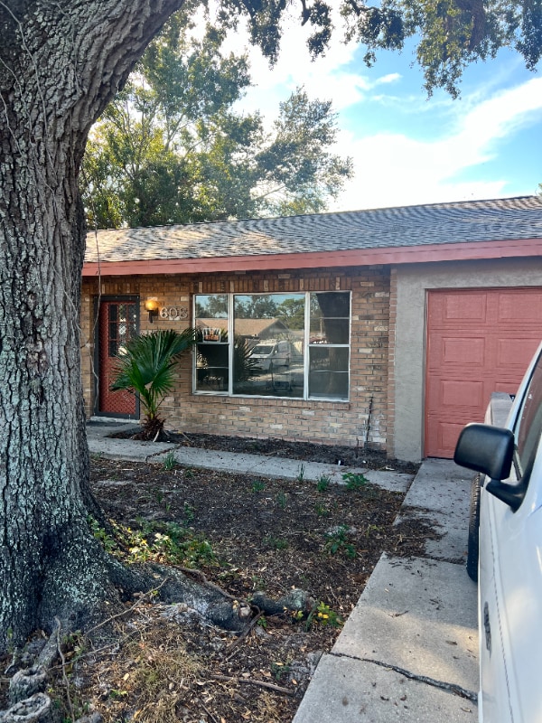 Photo - 608 60th Ave Dr W