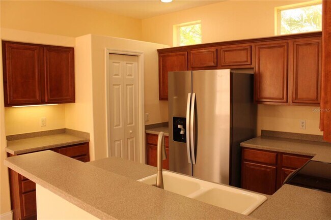 Photo - 7803 33rd St E