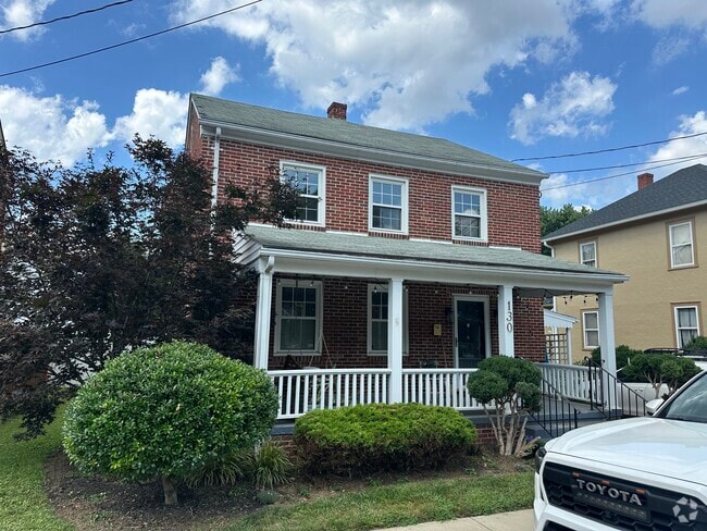 Building Photo - 130 Morningside Dr Rental