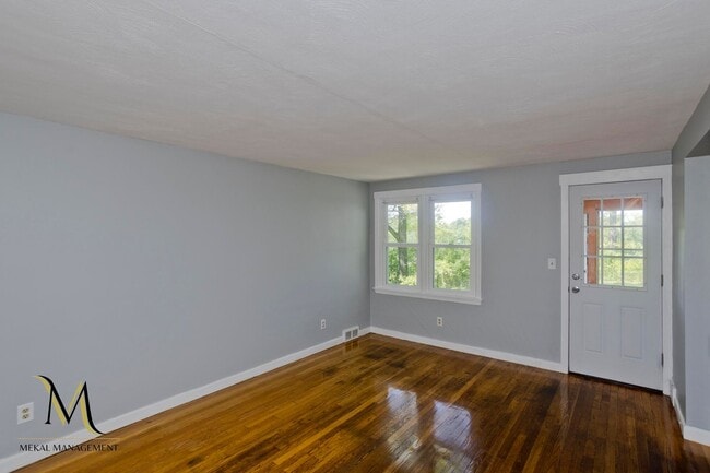 Photo - Waterfront Single Family Home for Rent!
