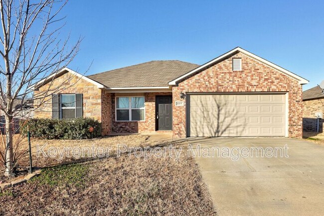 Building Photo - 805 Hallow Oak Ct