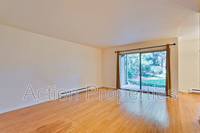 Photo - 505 Cypress Point Dr Unit #114