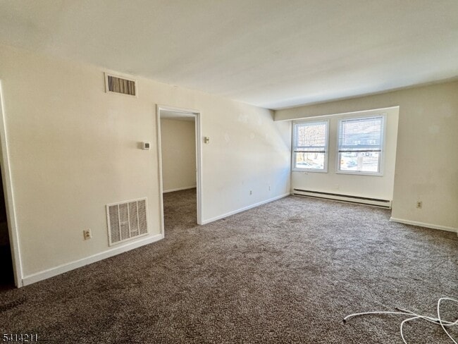 Photo - 7 Oak Ridge Rd