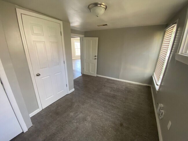 Photo - FRI1011 Unit 2