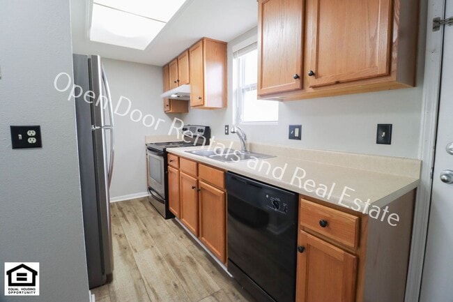 Photo - 7701-7729  E State Blvd Unidad 7727 E State Blvd