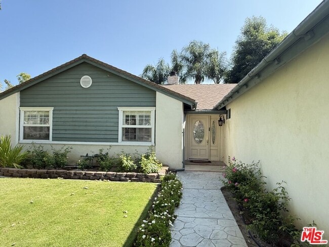 Photo - 30556 Rainbow View Dr