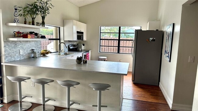 Photo - 528 SW 166th Terrace