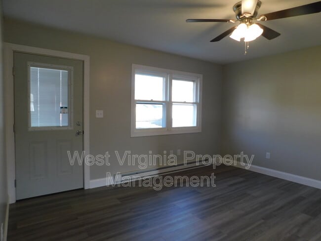 Photo - 2090 Prudence Rd