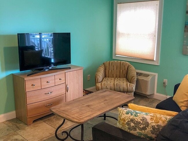 Building Photo - 18 Ocean Blvd Unit 12