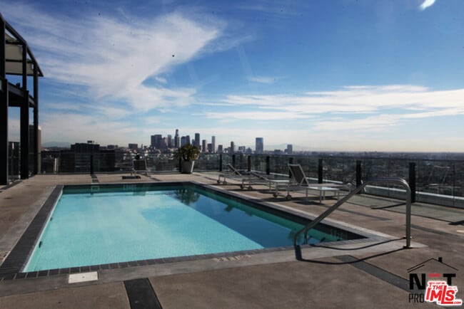 Photo - 3810 Wilshire Blvd Unit 1004