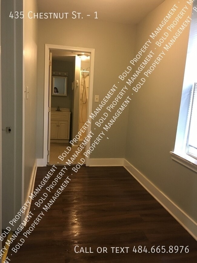 Photo - 435 Chestnut St Unit 1