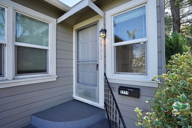 Photo - Third Street, 1769-1773A Unit 1771